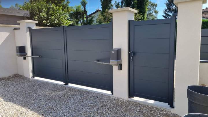 Pour l’automatisme de portails, bénéficiez de nos solutions fiables et pas chères.